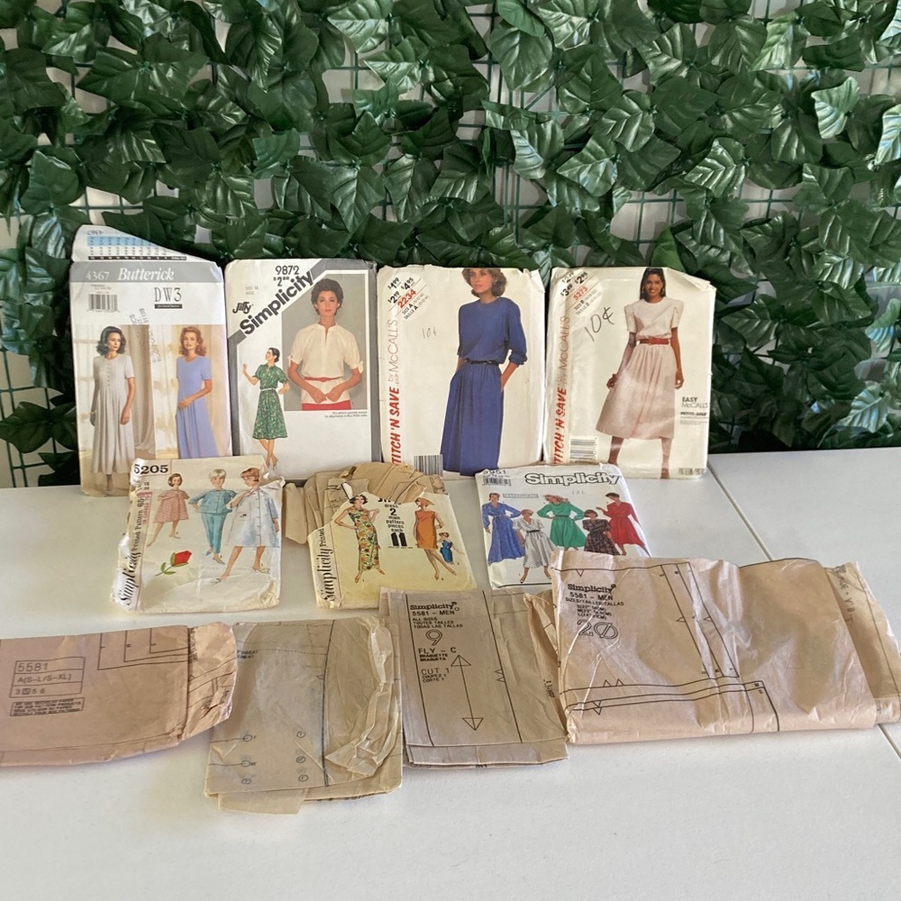 7 Vintage Dress Patterns + 4 Mystery Unpackaged Patterns